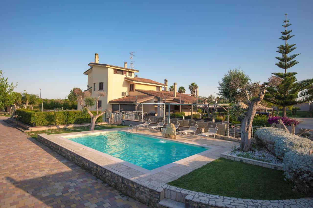 Bed & Breakfast Giardini Di Marzo Lecce Buitenkant foto