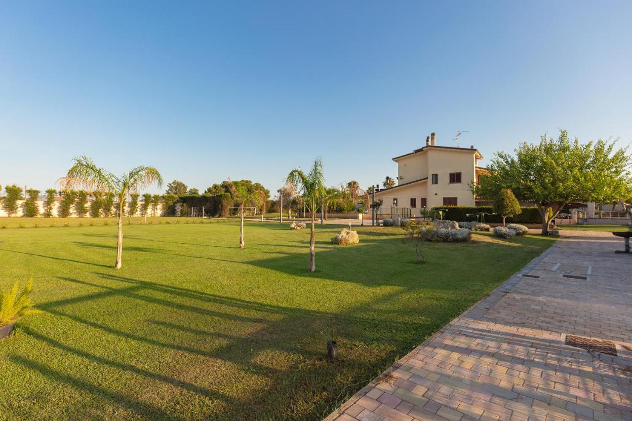 Bed & Breakfast Giardini Di Marzo Lecce Buitenkant foto