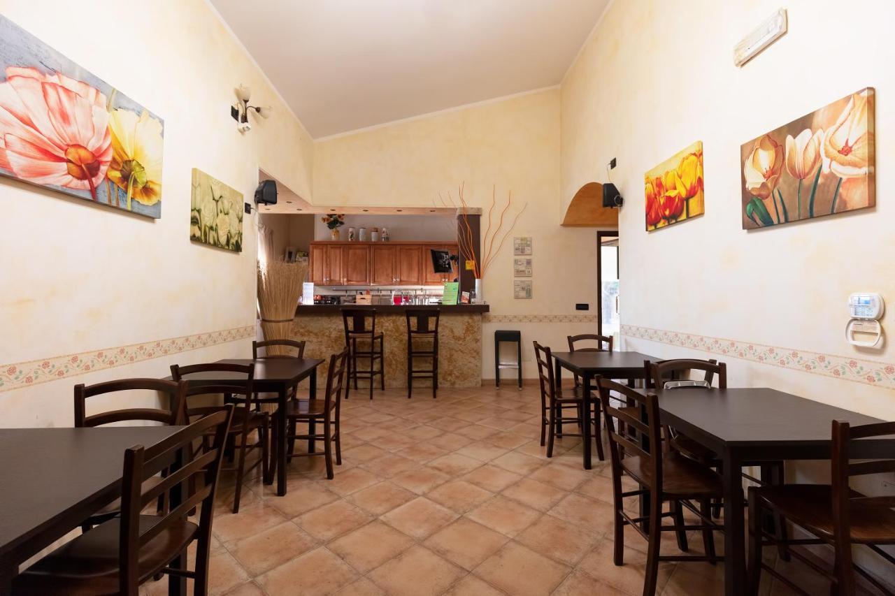 Bed & Breakfast Giardini Di Marzo Lecce Buitenkant foto