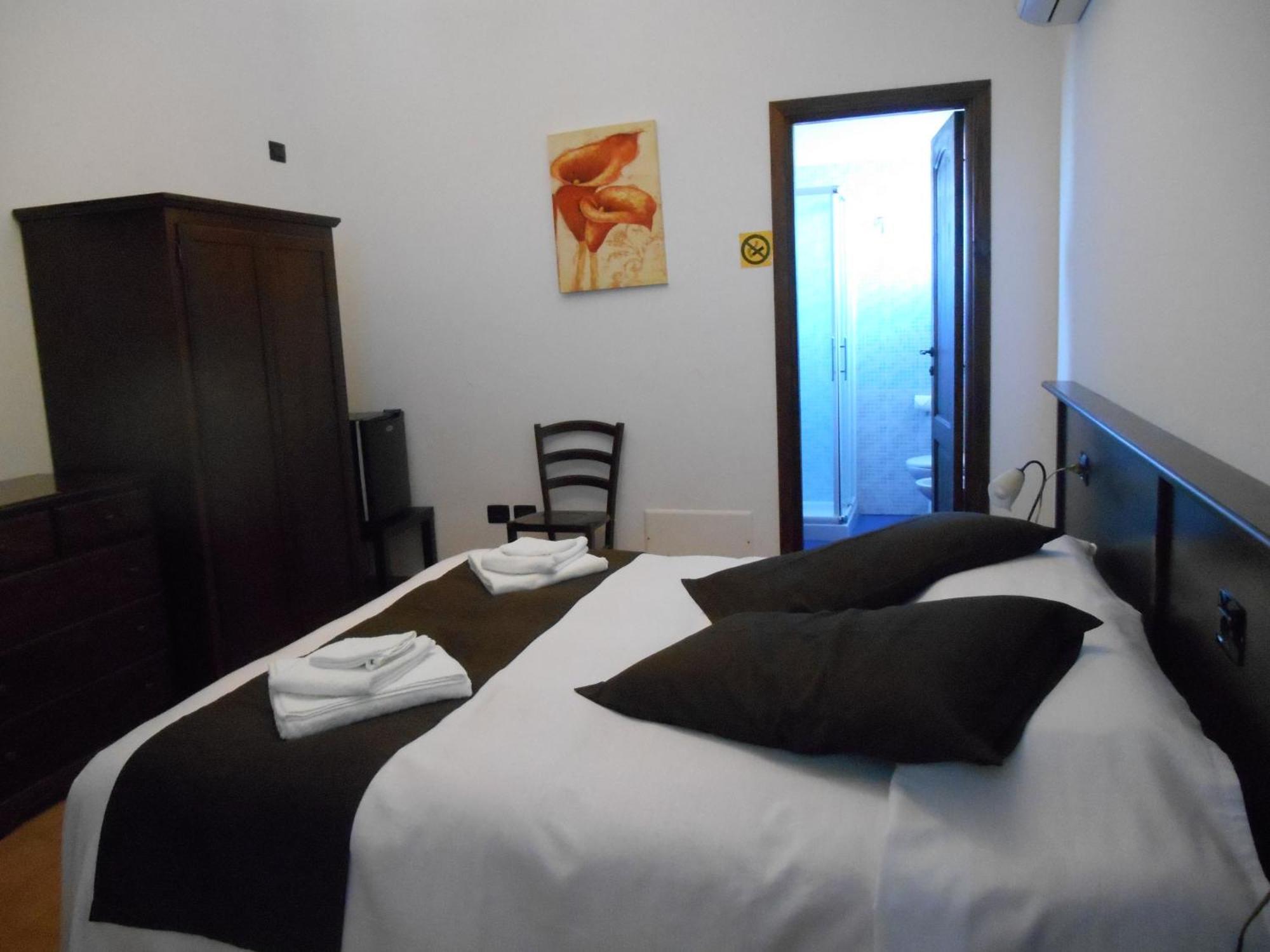 Bed & Breakfast Giardini Di Marzo Lecce Buitenkant foto
