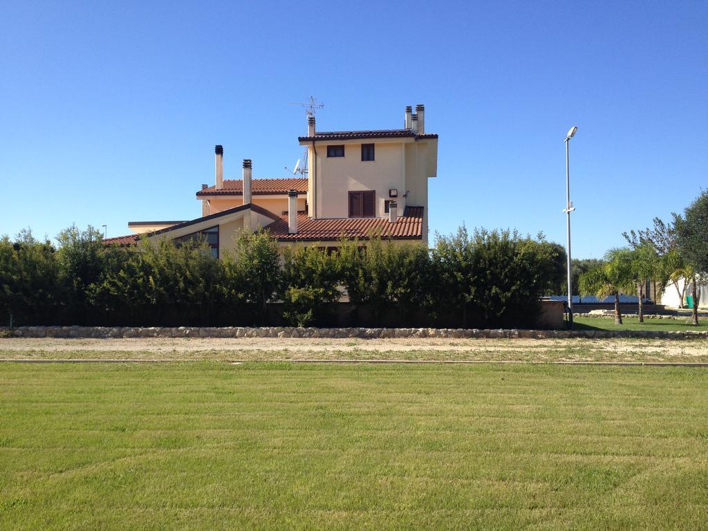 Bed & Breakfast Giardini Di Marzo Lecce Buitenkant foto