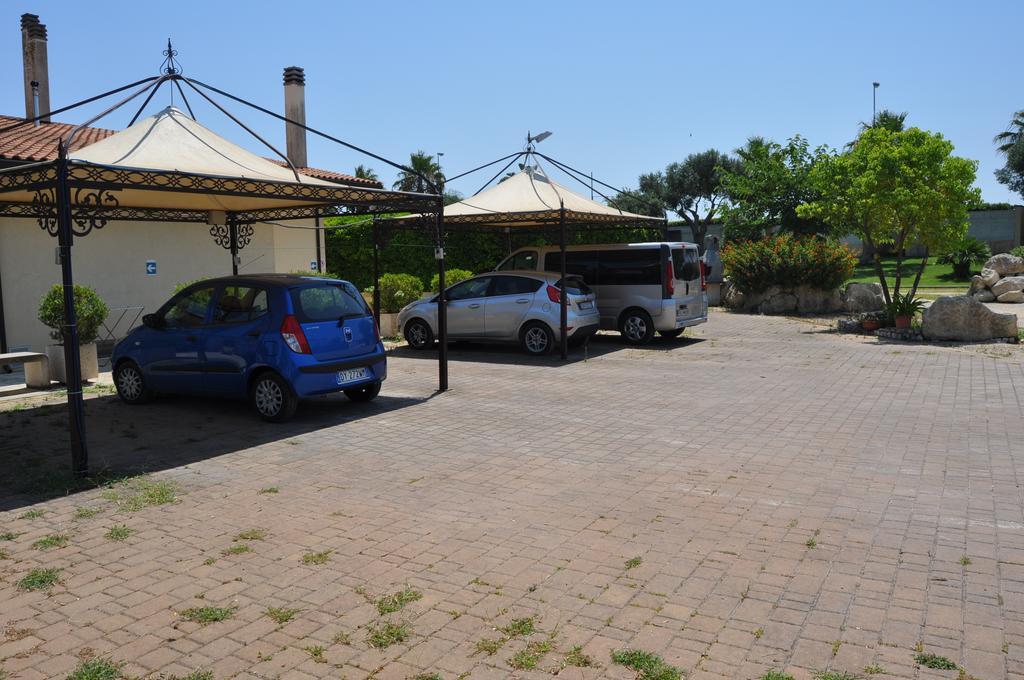 Bed & Breakfast Giardini Di Marzo Lecce Buitenkant foto