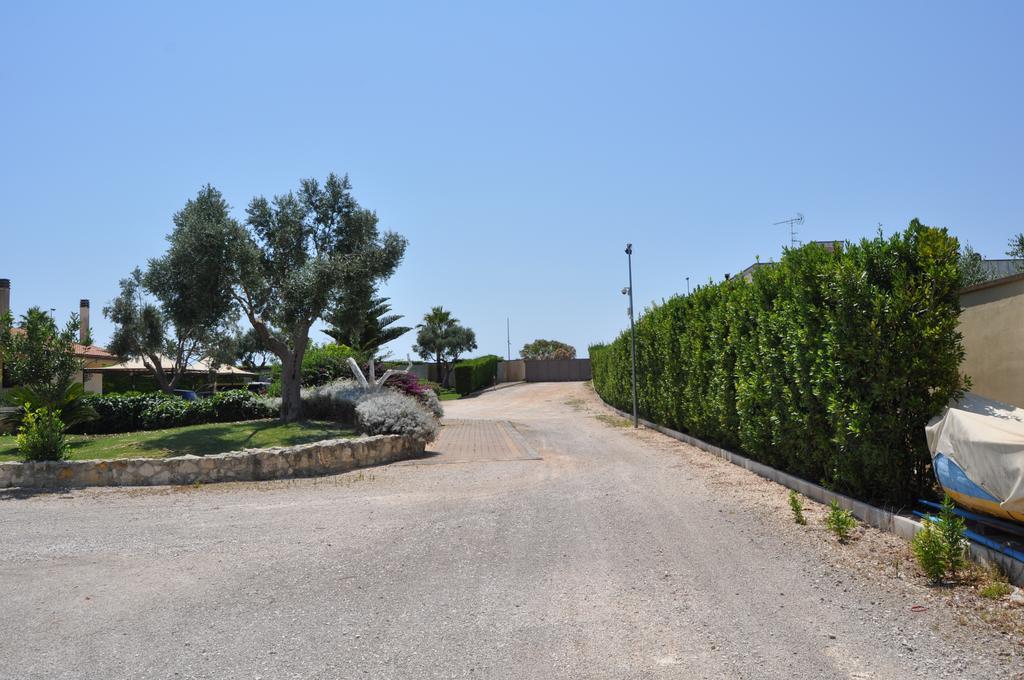 Bed & Breakfast Giardini Di Marzo Lecce Buitenkant foto