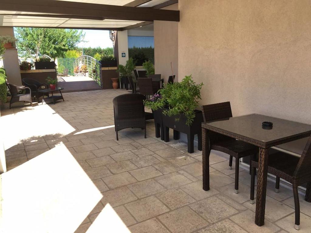 Bed & Breakfast Giardini Di Marzo Lecce Buitenkant foto