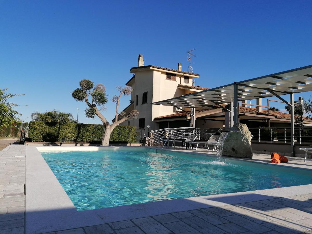 Bed & Breakfast Giardini Di Marzo Lecce Buitenkant foto